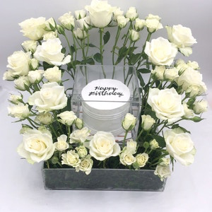 UN - White roses
